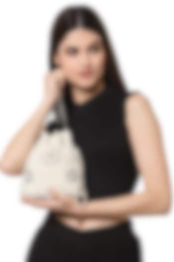 Off-White Velvet Crystal Embroidered Potli by Bijoux By Priya Chandna at Pernia's Pop Up Shop