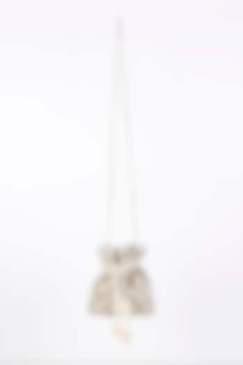 Off-White Embroidered Potli by Bijoux By Priya Chandna at Pernia's Pop Up Shop