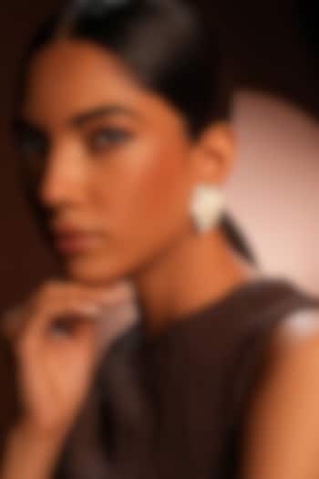 White Resin Dripping Heart Stud Earrings by Bijoux By Priya Chandna at Pernia's Pop Up Shop