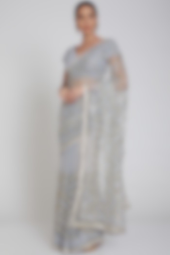 Oyster Sequins Embroidered Saree Set by Bhairavi Jaikishan at Pernia's Pop Up Shop