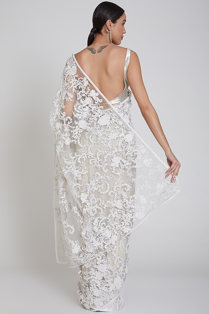 Ivory Embroidered Reception Saree Set by Bhairavi Jaikishan at Pernia's Pop Up Shop