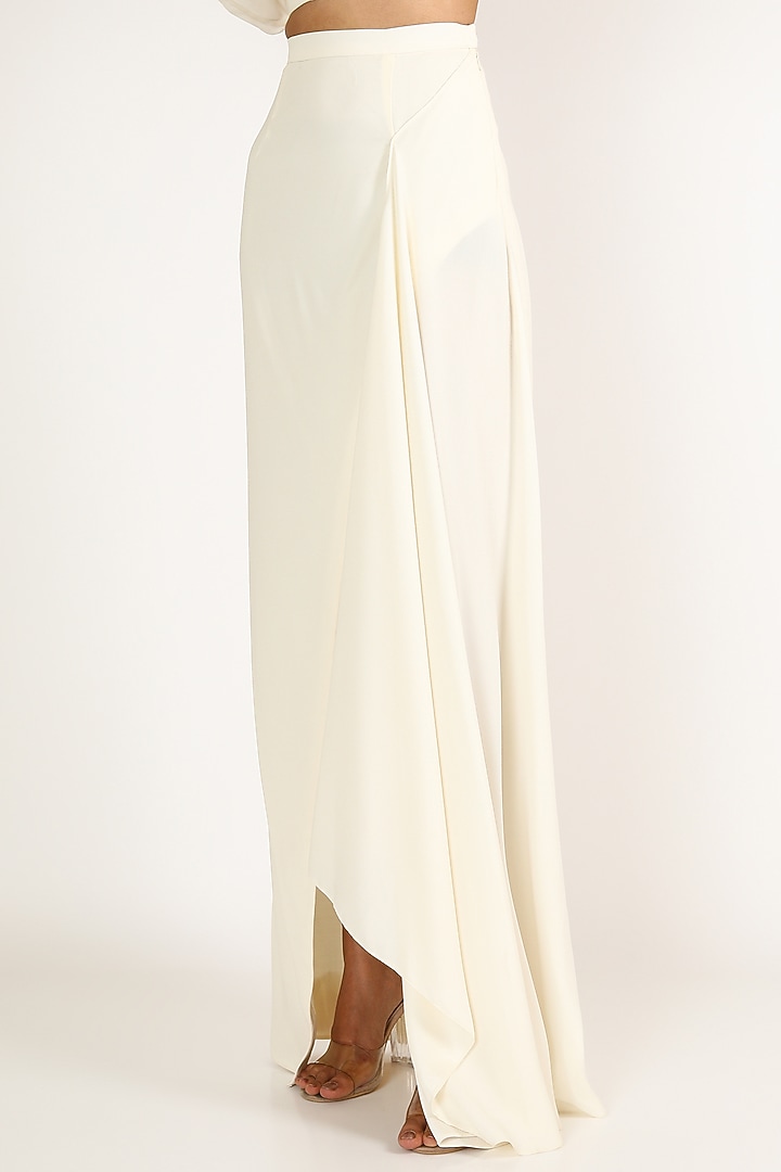 White Pant Set by Bhairavi Jaikishan at Pernia's Pop Up Shop