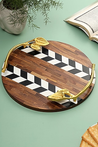 Brown Resin & Wood Tray by BLUE ELEPHANT