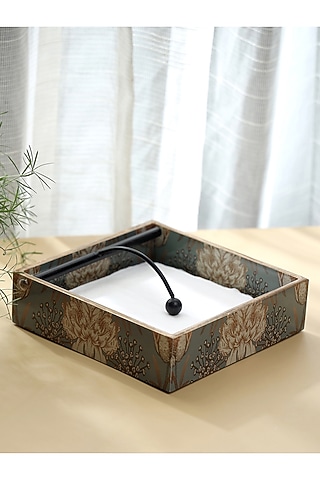 Grey Wood Tissue Holder by BLUE ELEPHANT