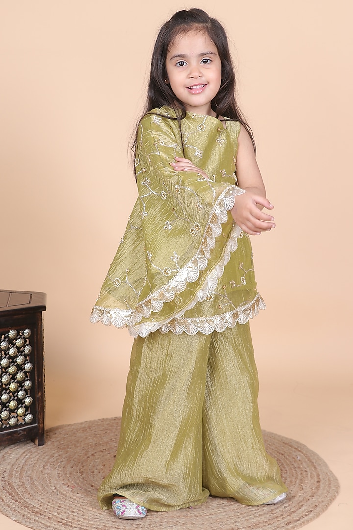 Mehendi Green Salsa Embroidered Kurta Set For Girls by Little Blessings at Pernia's Pop Up Shop