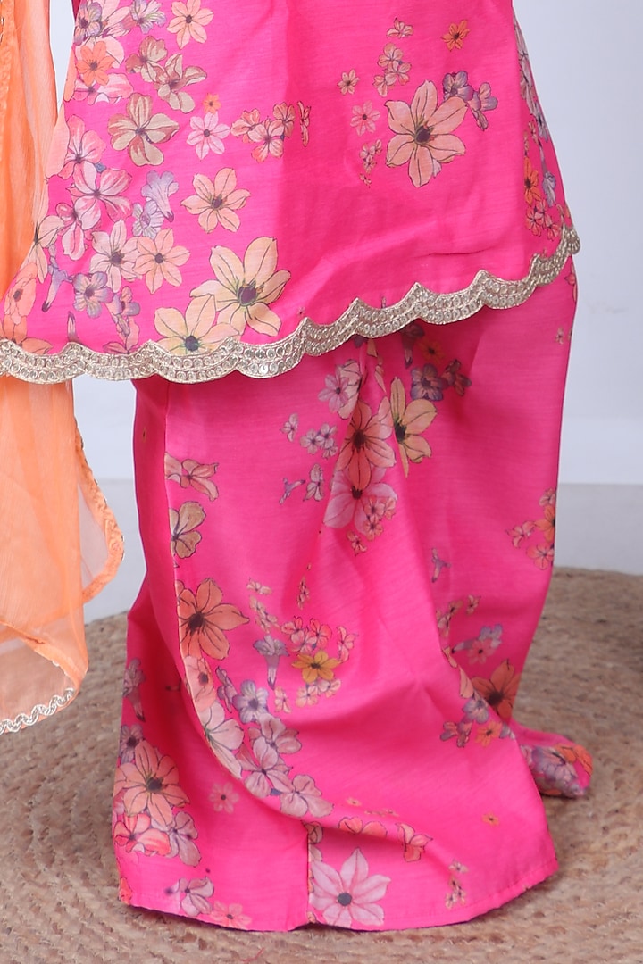 Pink Chanderi Printed & Embroidered Kurta Set For Girls by Little Blessings at Pernia's Pop Up Shop