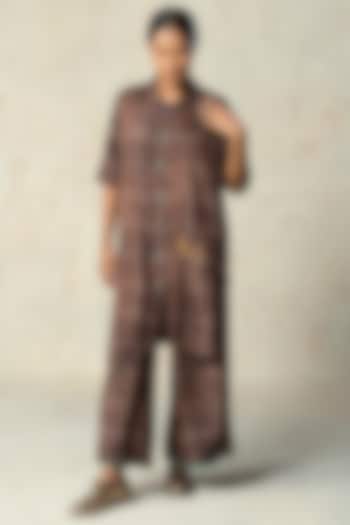 Brown Tussar Kurta Set by Basil Leaf at Pernia's Pop Up Shop