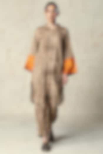 Khaki Tussar Kurta Set by Basil Leaf at Pernia's Pop Up Shop
