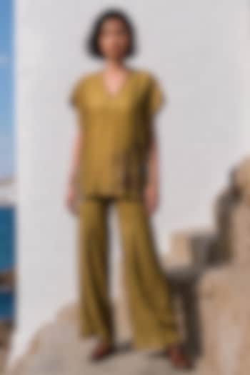 Mehendi Green Linen Silk Co-Ord Set by Basil Leaf at Pernia's Pop Up Shop