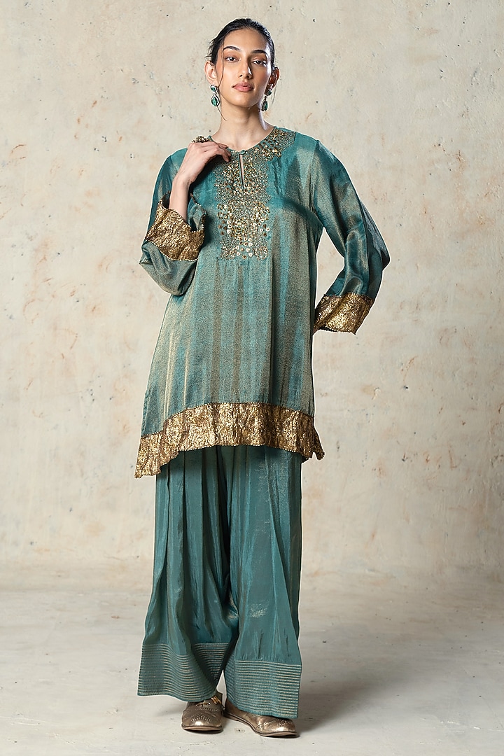 Green Tissue Embroidered Kurta Set by Basil Leaf at Pernia's Pop Up Shop