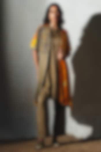 Orange Crepe & Linen Silk Handwork Co-Ord Set by Basil Leaf at Pernia's Pop Up Shop