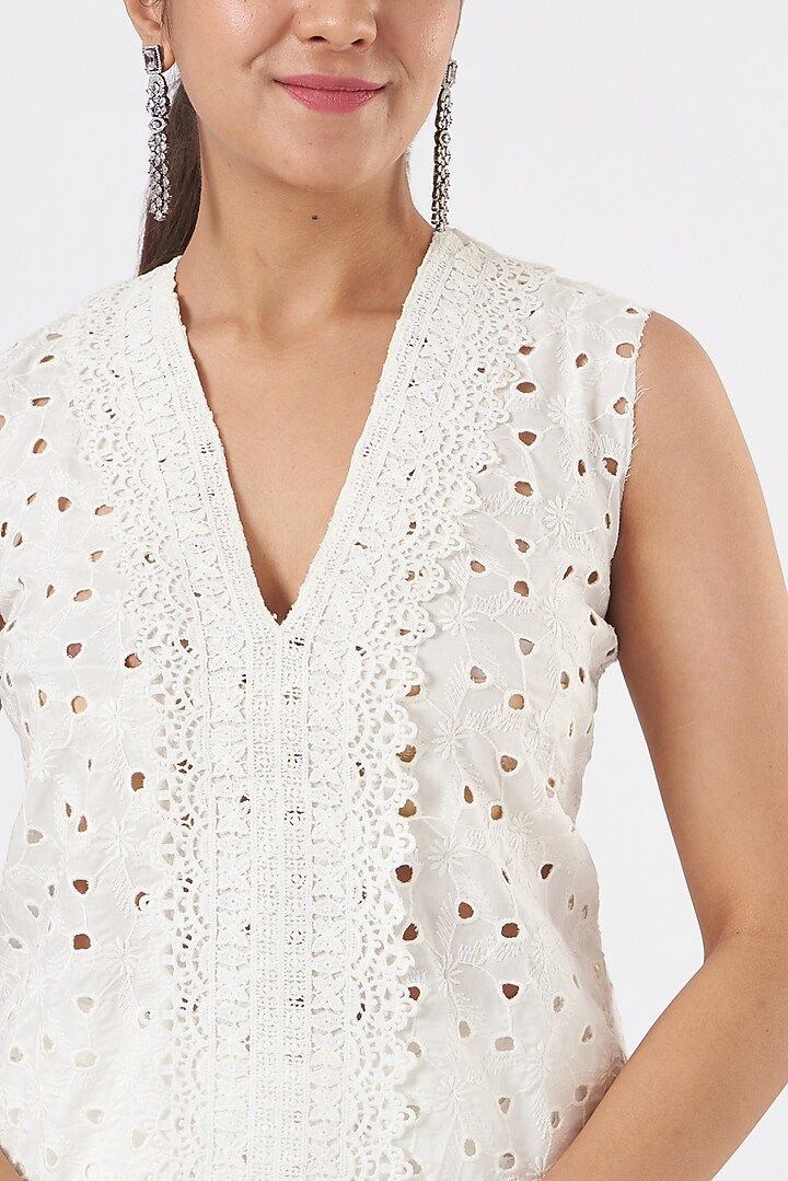 White Embroidered Co-Ord Set by Blush & M at Pernia's Pop Up Shop