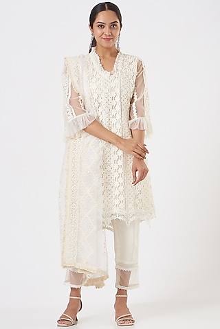 Off-White Embroidered Kurta Set by Blush & M