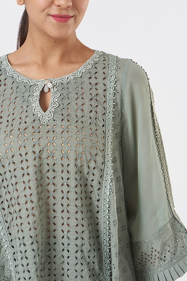 Olive Green Embroidered Kurta Set by Blush & M at Pernia's Pop Up Shop