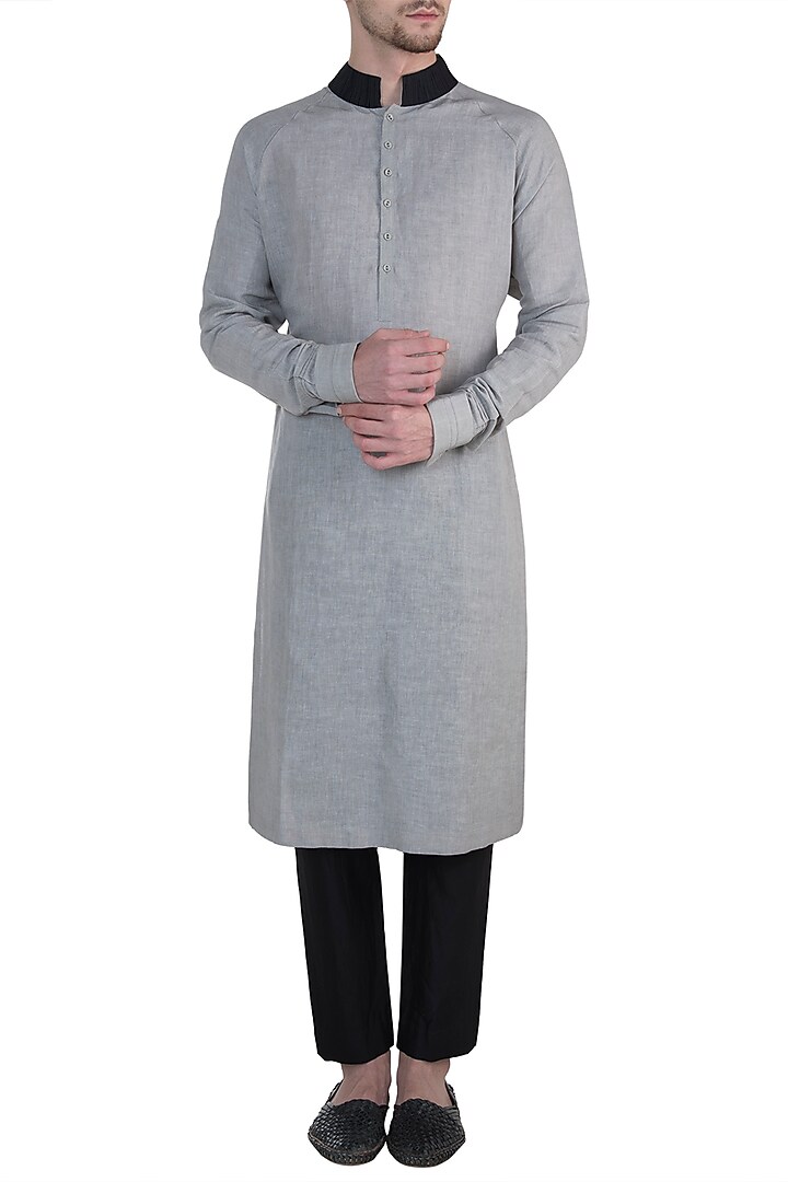 Grey and black kurta available only at Pernia's Pop Up Shop.