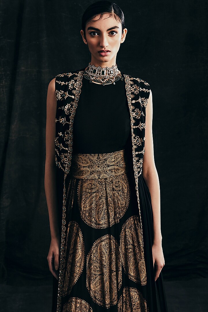 Black Embroidered & Printed Wedding Anarkali Set by Bhumika Sharma at Pernia's Pop Up Shop