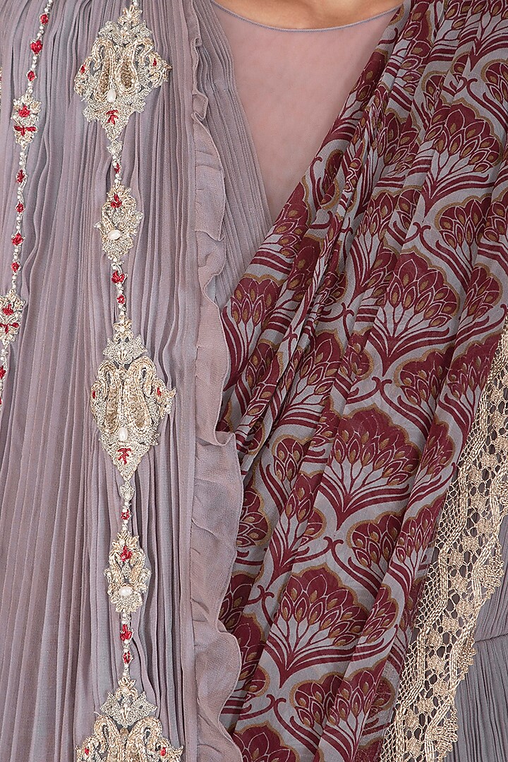 Lilac Wedding Anarkali Gown With Embroidered Front Pallu by Bhumika Sharma at Pernia's Pop Up Shop