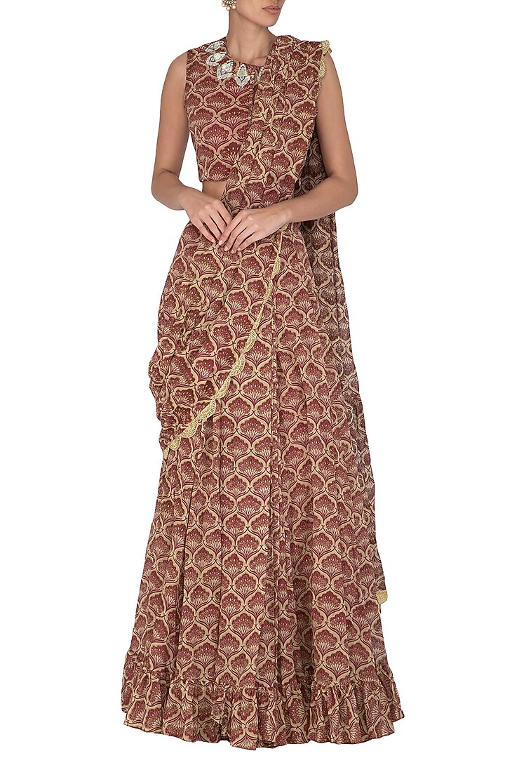 Maroon Embroidered & Printed Pre-Stitched Wedding Saree Set by Bhumika Sharma at Pernia's Pop Up Shop