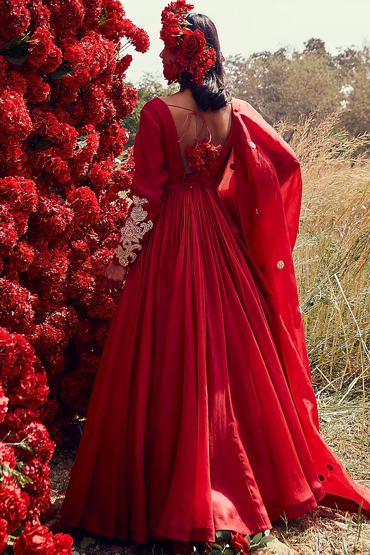 Cadmium Red Embroidered Bridal Anarkali Set by Bhumika Sharma at Pernia's Pop Up Shop