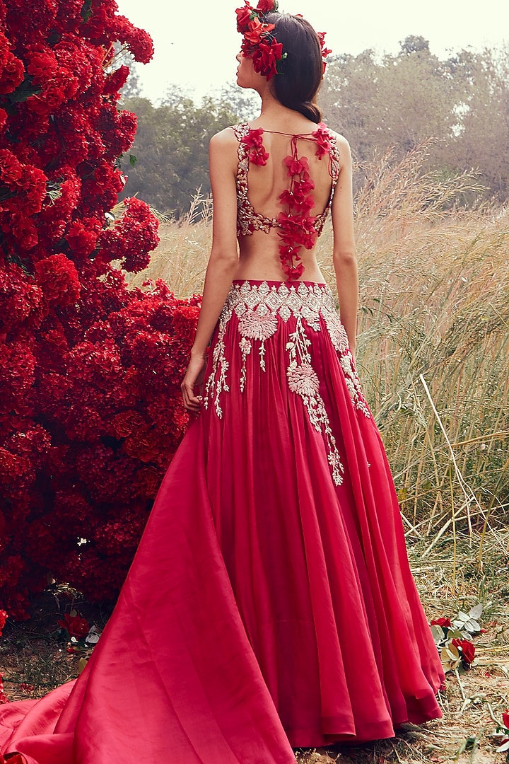 Fuchsia Embroidered Bridal Lehenga Set by Bhumika Sharma at Pernia's Pop Up Shop