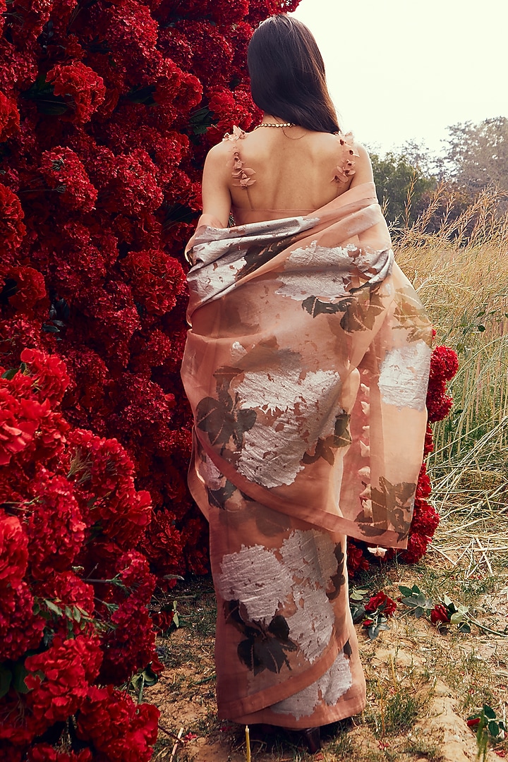 Nude Organza & Net Dahlia Printed Wedding Saree Set by Bhumika Sharma at Pernia's Pop Up Shop