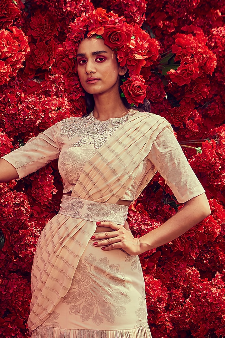 Champagne Printed Pre-Stitched Wedding Saree Set by Bhumika Sharma at Pernia's Pop Up Shop