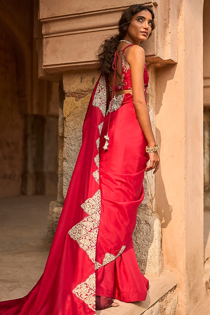 Red Organza Satin Silk Reception Saree Set by Bhumika Sharma at Pernia's Pop Up Shop