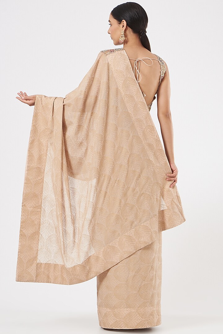 Nude Georgette Hand Embroidered & Banarasi Printed Wedding Saree Set by Bhumika Sharma at Pernia's Pop Up Shop