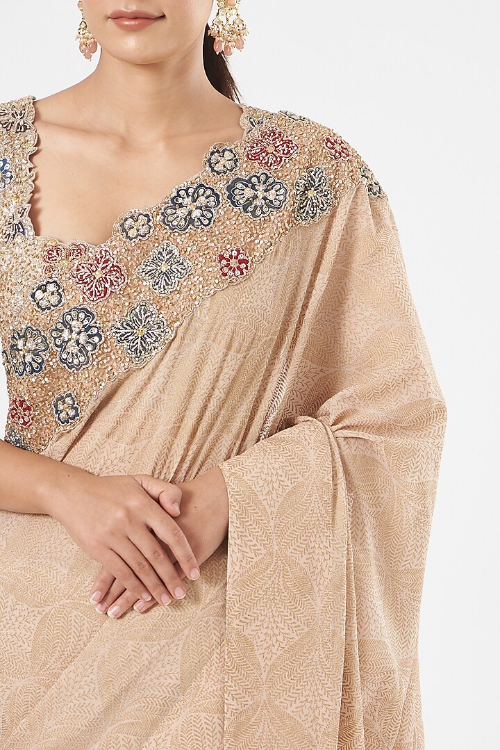 Nude Georgette Hand Embroidered & Banarasi Printed Wedding Saree Set by Bhumika Sharma at Pernia's Pop Up Shop