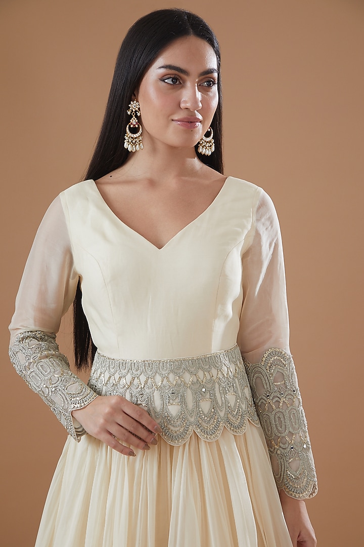 Ivory Organza Wedding Anarkali Set by Bhumika Sharma at Pernia's Pop Up Shop