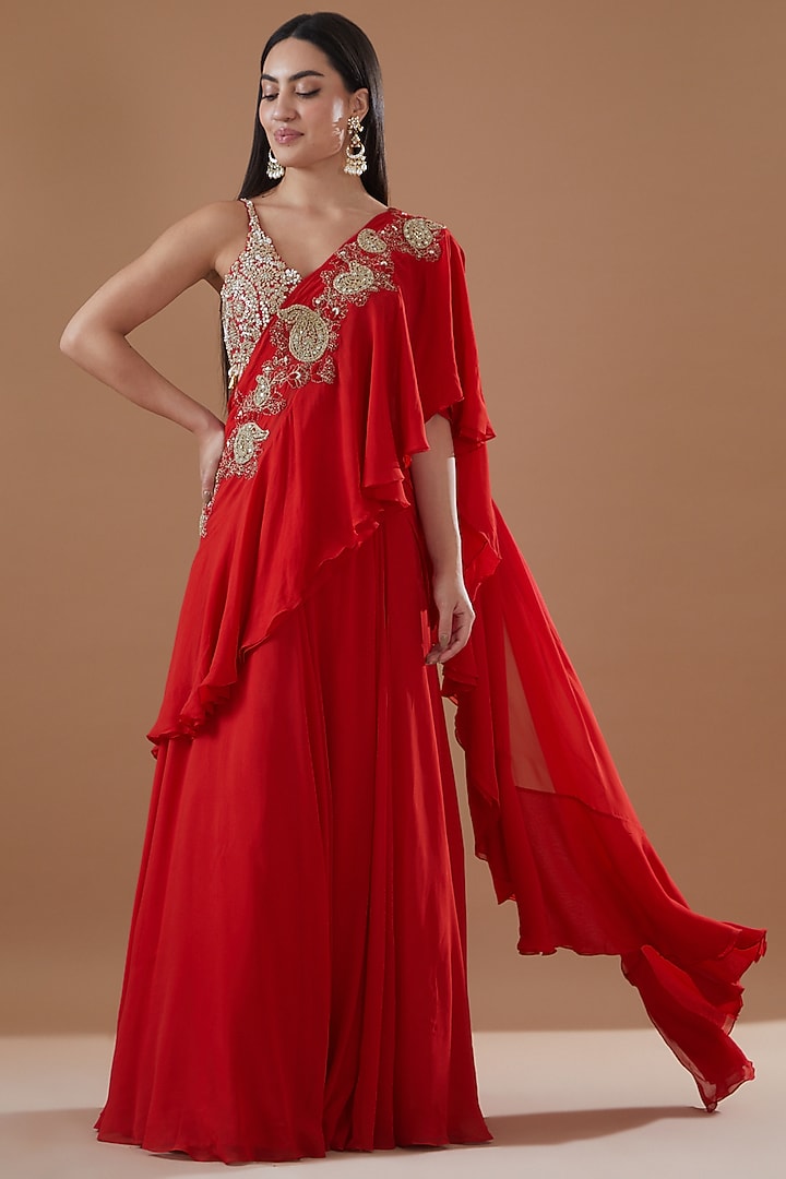 Red Georgette Embroidered Pre-Stitched Reception Saree Set by Bhumika Sharma at Pernia's Pop Up Shop