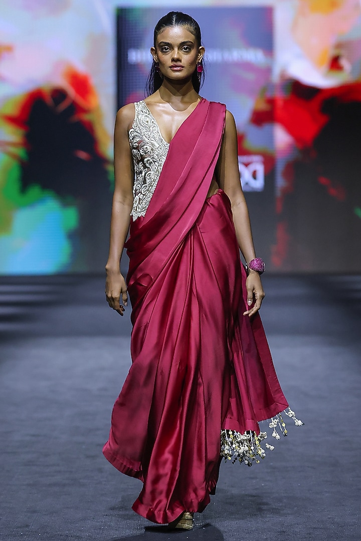 Red Satin Net Reception Saree Set by Bhumika Sharma at Pernia's Pop Up Shop