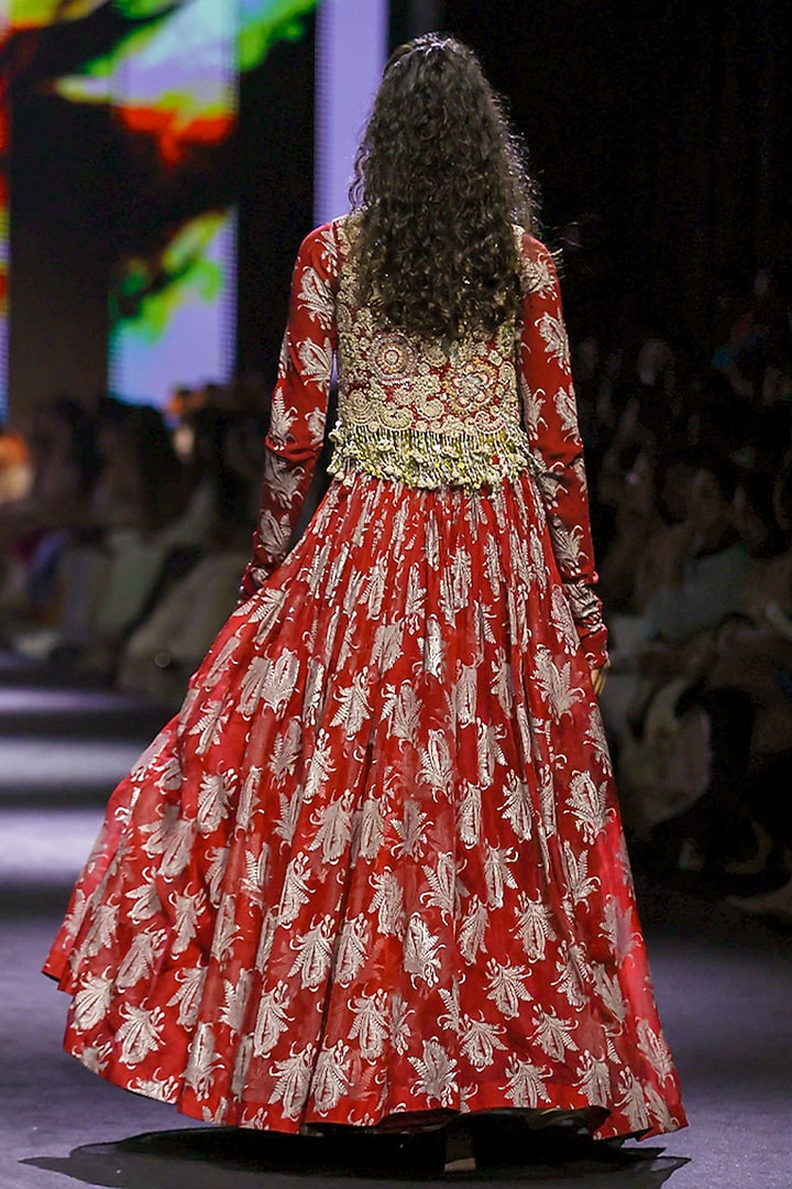 Red Georgette Embroidered Skirt Set by Bhumika Sharma at Pernia's Pop Up Shop