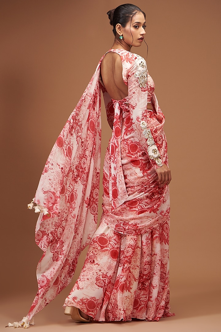 Red Georgette Printed Wedding Saree Set by Bhumika Sharma at Pernia's Pop Up Shop