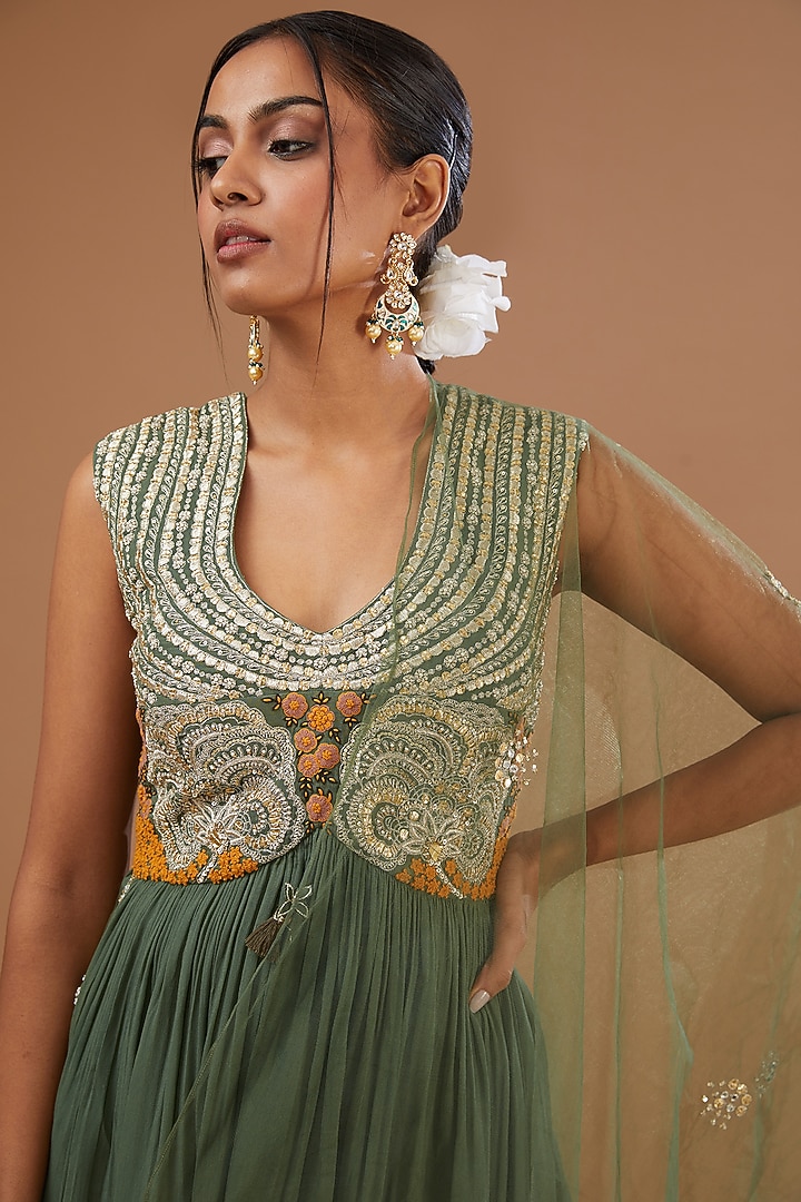 Green Silk Kurta Set by Bhumika Sharma at Pernia's Pop Up Shop