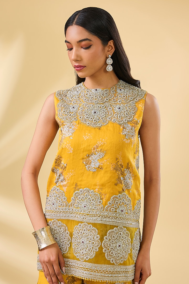 Haldi Yellow Organza & Net Printed Bridal Sharara Set by Bhumika Sharma at Pernia's Pop Up Shop