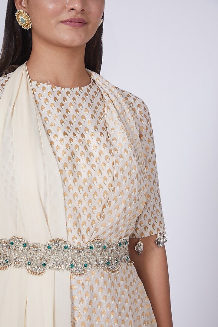 White & Silver Bindu Printed Wedding Anarkali Set by Bhumika Sharma at Pernia's Pop Up Shop
