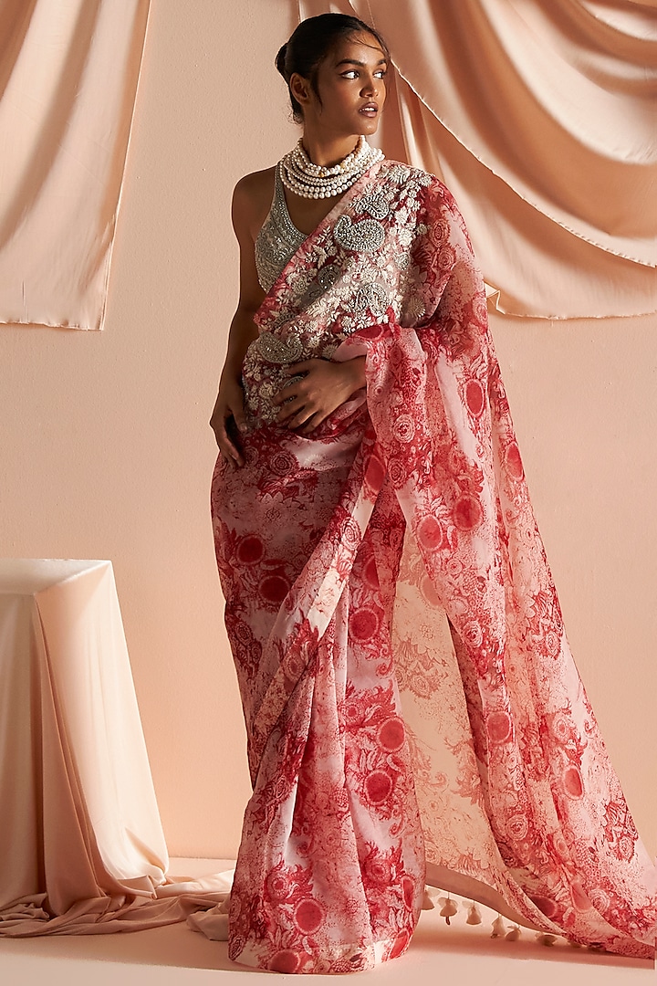 Ivory & Red Organza Printed Saree Set by Bhumika Sharma at Pernia's Pop Up Shop