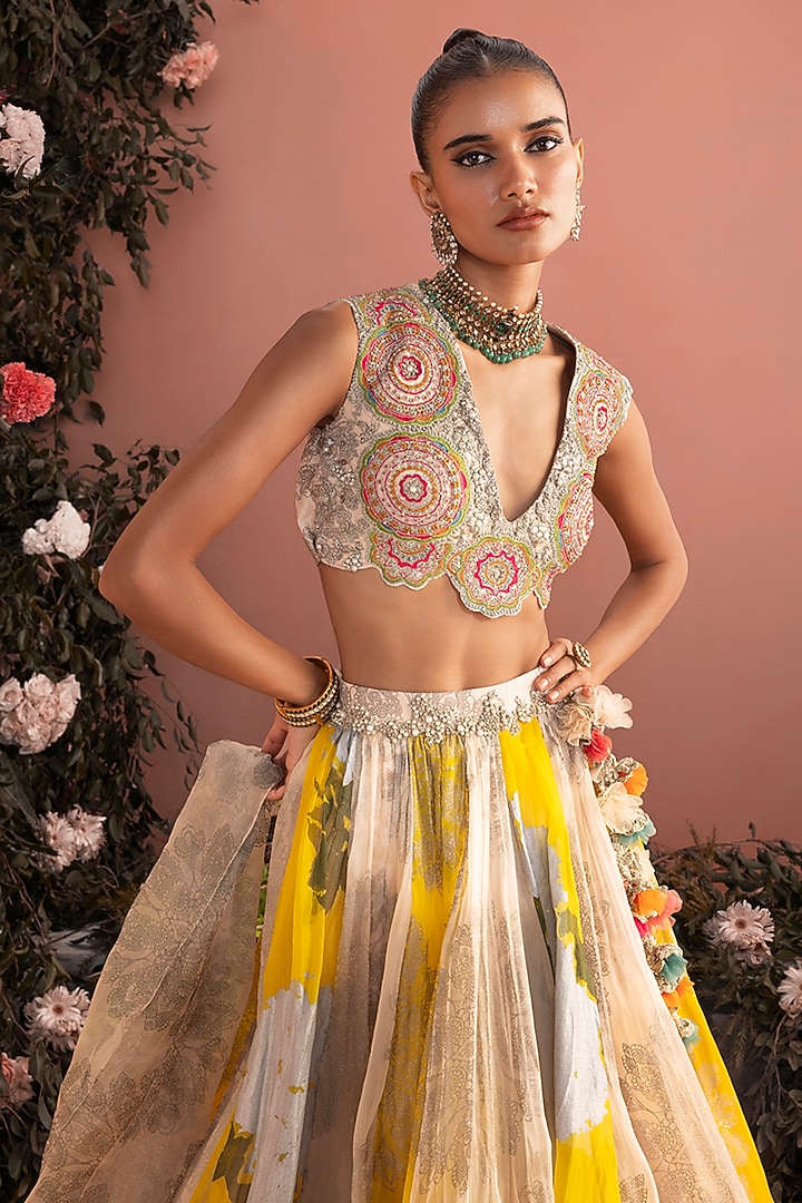 Mustard Organza Printed Wedding Lehenga Set by Bhumika Sharma at Pernia's Pop Up Shop