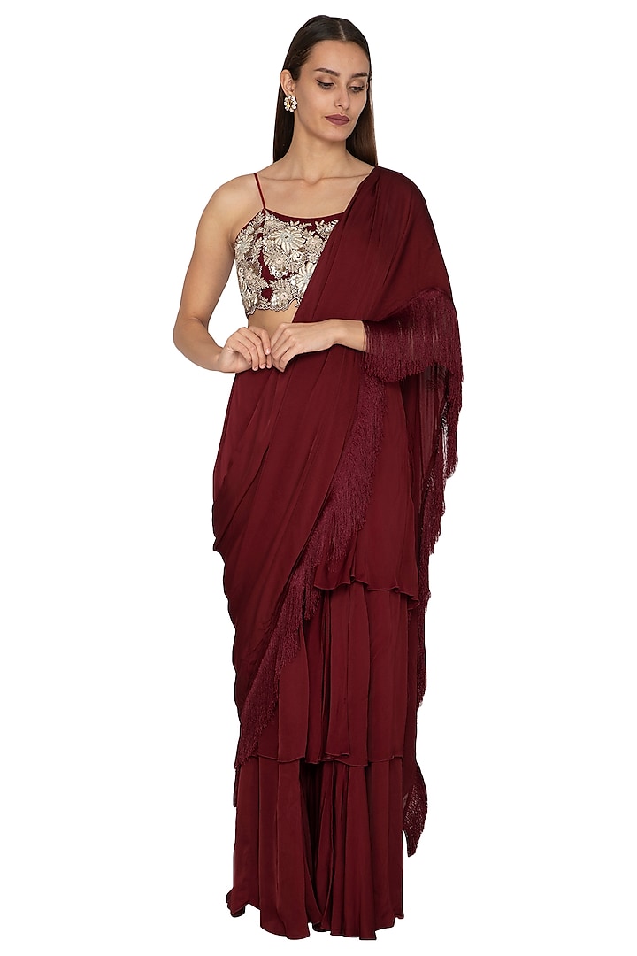 Maroon Embroidered Saree Set by Bhumika Sharma at Pernia's Pop Up Shop