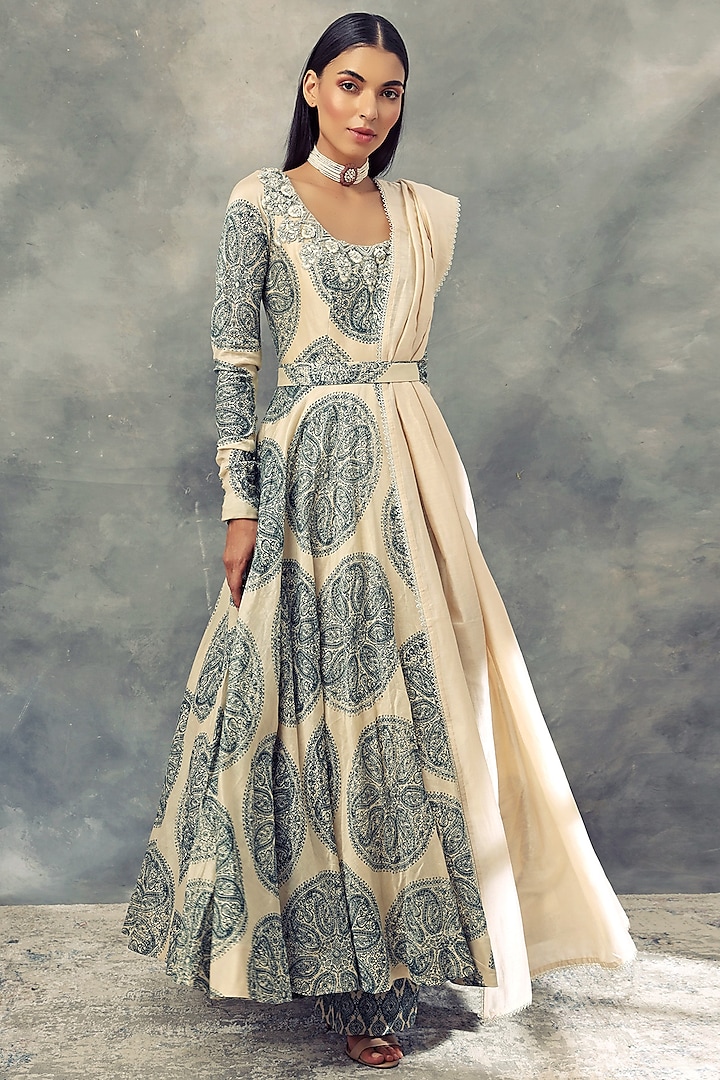 Turquoise Printed & Embroidered Anarkali Set by Bhumika Sharma at Pernia's Pop Up Shop