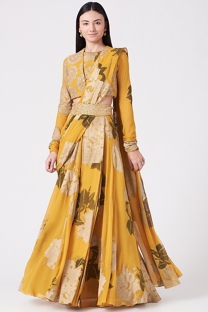 Mustard Georgette Printed & Zardosi Embroidered Wedding Saree Set by Bhumika Sharma at Pernia's Pop Up Shop