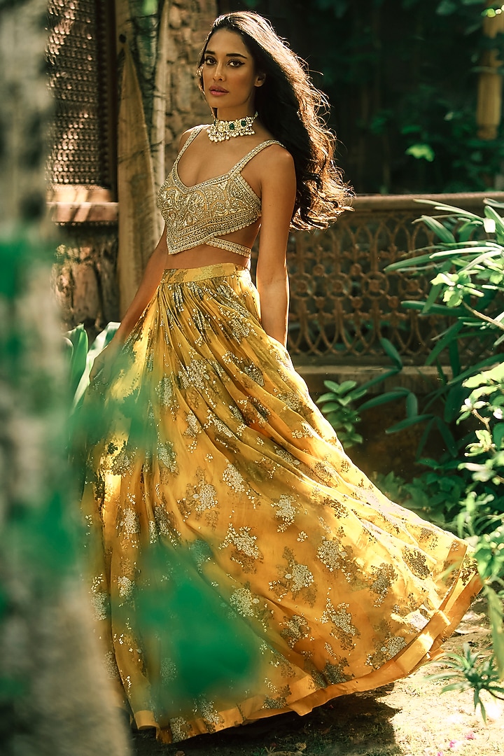Mustard Yellow Organza & Net Printed Bridal Lehenga Set by Bhumika Sharma at Pernia's Pop Up Shop