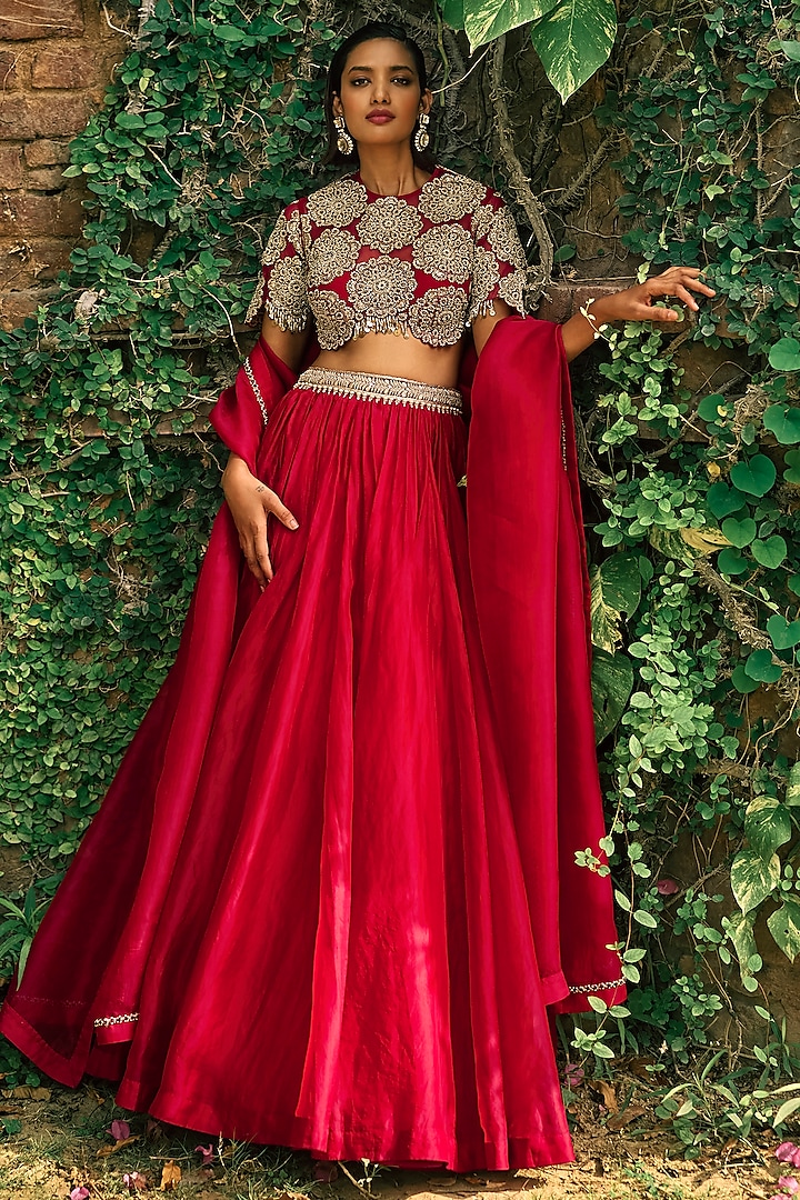 Crimson Red Organza & Net Wedding Lehenga Set by Bhumika Sharma at Pernia's Pop Up Shop