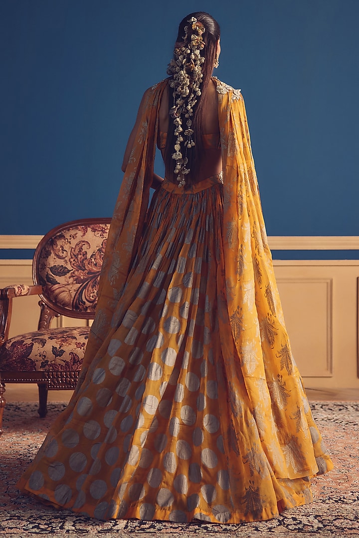 Mustard Organza Printed Wedding Lehenga Set by Bhumika Sharma at Pernia's Pop Up Shop
