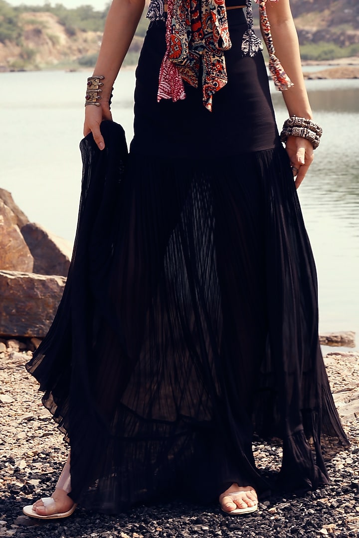Black Georgette Skirt Set by Bhumika Sharma at Pernia's Pop Up Shop