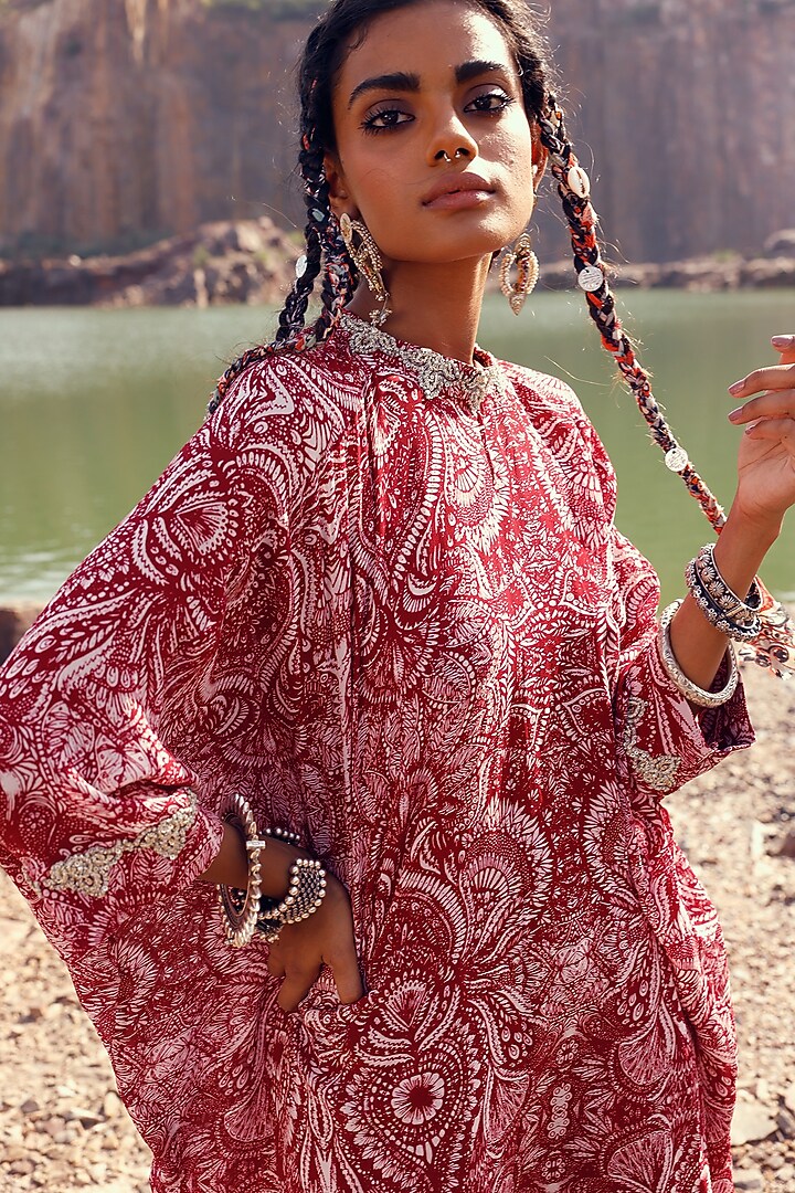 Red Printed Kurta Set by Bhumika Sharma at Pernia's Pop Up Shop