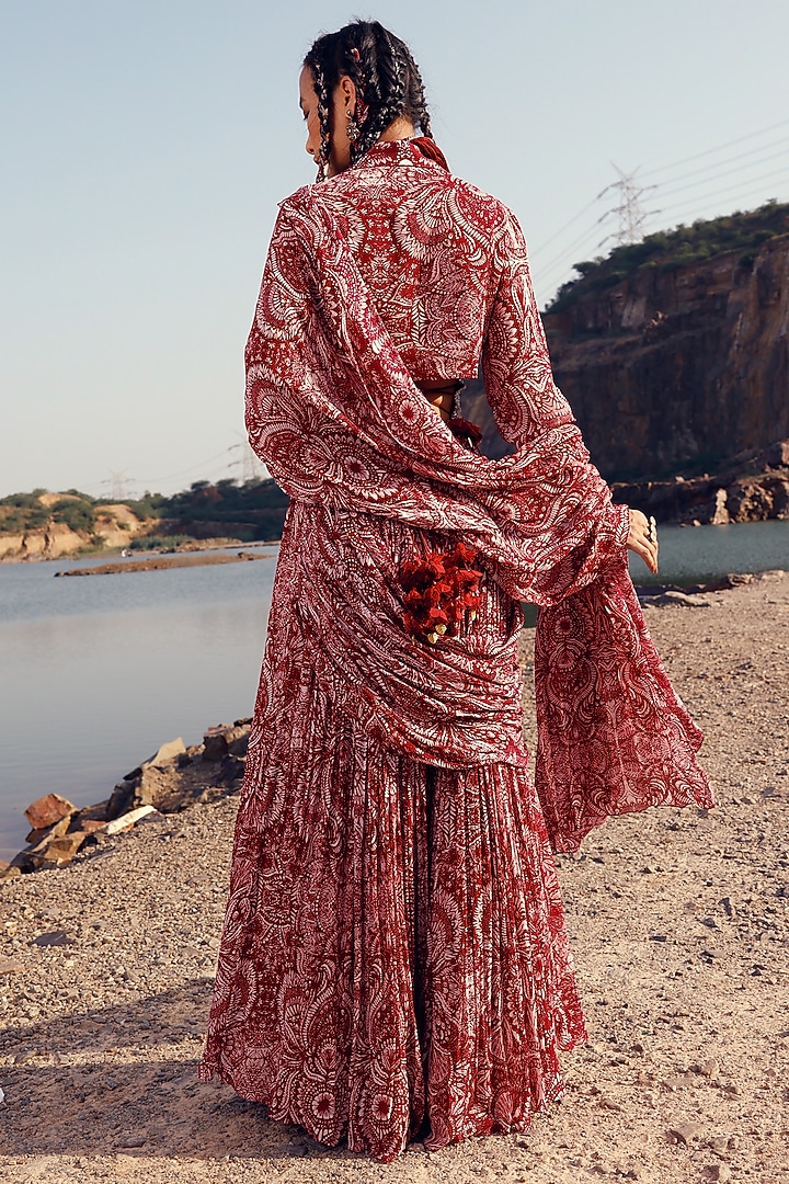Red Georgette Floral Printed Pant Wedding Saree Set by Bhumika Sharma at Pernia's Pop Up Shop