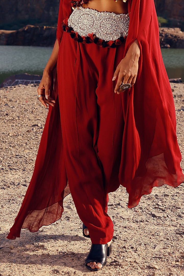 Red Embroidered Cape Set by Bhumika Sharma at Pernia's Pop Up Shop
