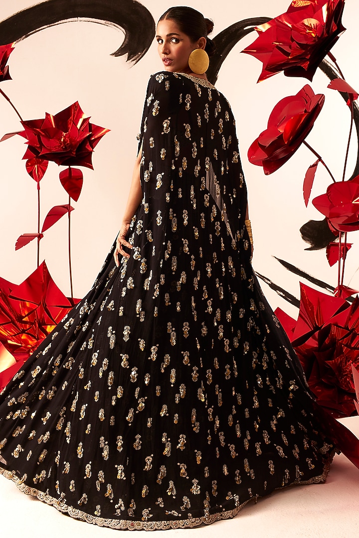 Black Twill Organza & Georgette Floral Printed Cape Set by Bhumika Sharma at Pernia's Pop Up Shop